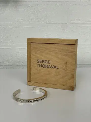 SERGE THORAVAL 실버 뱅글
