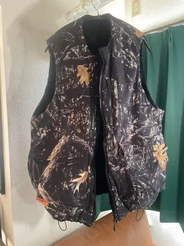 타이트부스 tightbooth 리얼트리 다운 베스트 리버서블