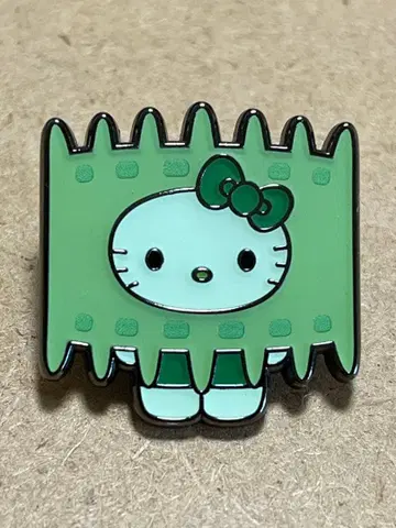 오사카 간사이 박람회 일본관 해초 키티 핀 배지 (네오프라길리아)