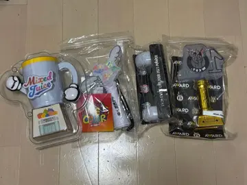 WEST. 응원봉 4