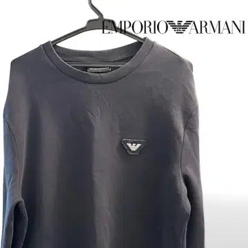 EMPORIO ARMANI 블랙 트레이닝복 맨투맨