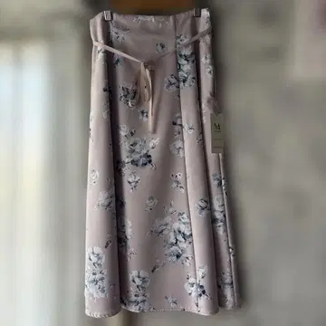 [ 새상품 ] 미슈마슈 꽃무늬 스커트