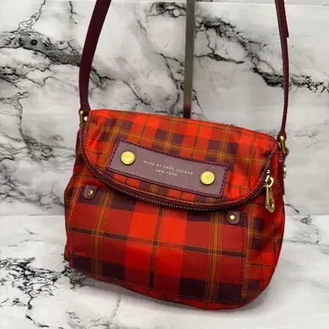 컨디션 최상 인기 마크 제이콥스 숄더 인기 색상 보르도 체크 무늬