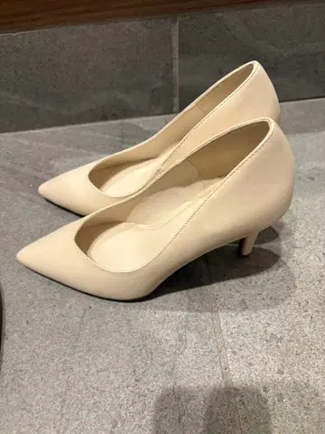 RANDA 펌프스 화이트