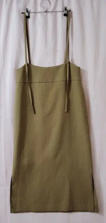 allureville 알아바일 올리브색 슬립 드레스 S 사이즈