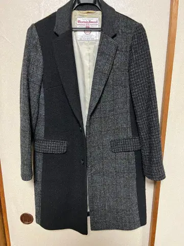 해리스 트위드 체스터 코트 블랙 그레이