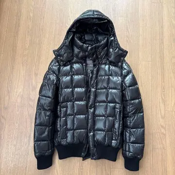 AKM x DUVETICA 다운 자켓 블랙 S