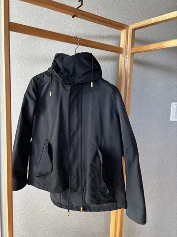 THE RERACS 블랙 38 숏 모즈 코트