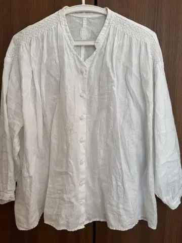 새상품급 늑대와 올빼미 비의 류구 린넨 블라우스