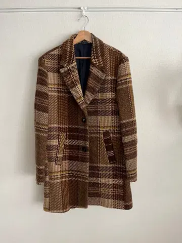 ZARA 체스터 코트 브라운 계열 체크 무늬