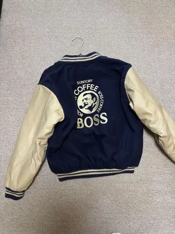 Suntory 커피 BOSS 바시티 자켓