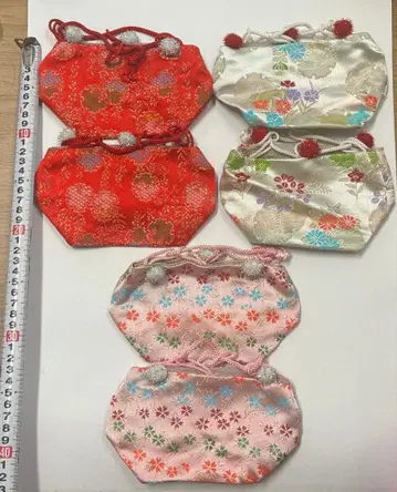 미사용 새상품 일본 의류용 (기모노, 유카타) 귀여운 복조리 6개 2개