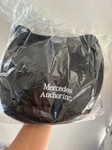 Mercedes 메쉬백 블랙 앵커 잉크
