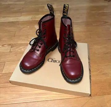 새상품급 닥터마틴 1460 8홀 부츠