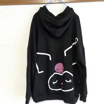 Kuromi 후드 부착 후드티 블랙 컬러