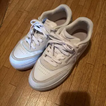 리복 화이트 스니커즈 통굽