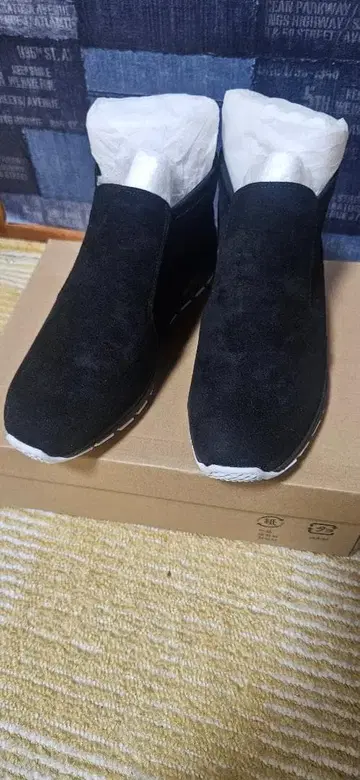 블랙 스웨이드 슬립온 부츠 힐 5cm