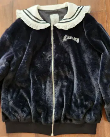 새상품급 앙크루즈 세일러 카라 보아 블루종 (M) 블랙