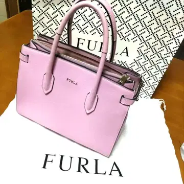 FURLA 핑크 핸드백, 2Way 타입 새상품급입니다.