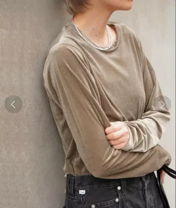 라이트 벨로아 풀오버 브라운