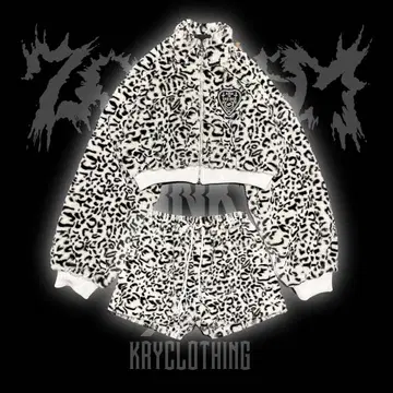 루스반 노노카 x KRY 레오파드 무늬 숏 기장 보아 셋업