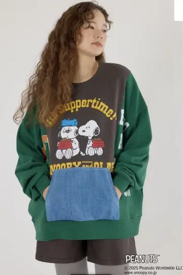 로데오 크라운 (PEANUTS) 커스텀 맨투맨 상의
