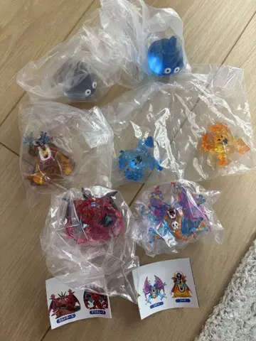 드래곤 퀘스트 크리스탈 몬스터 가챠가챠