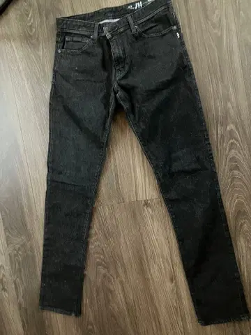 ARMANI 익스체인지 블랙 스키니 데님 팬츠