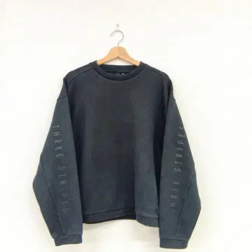 adidas 다크 그레이 트레이닝복 M