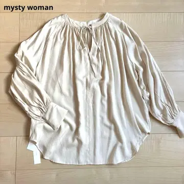 mysty woman 어깨 버튼 2way 블라우스