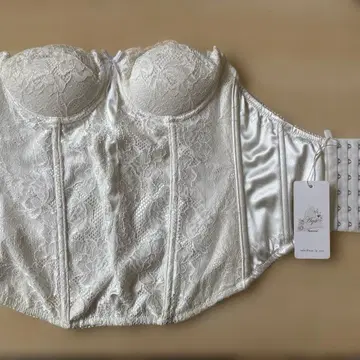 아이보리 브라이덜 이너 C70