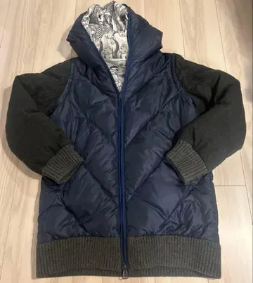 츠모리치사토 슈퍼우먼 패턴 리버서블 다운 코트