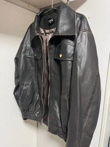 Retro Damaged Leather Jacket MADWITCH