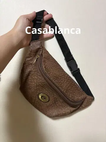 Casablanca 웨스트 파우치 바디백 캥거루 호주