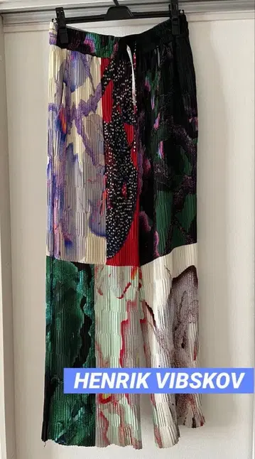 HENRIK VIBSKOV 플리츠 팬츠