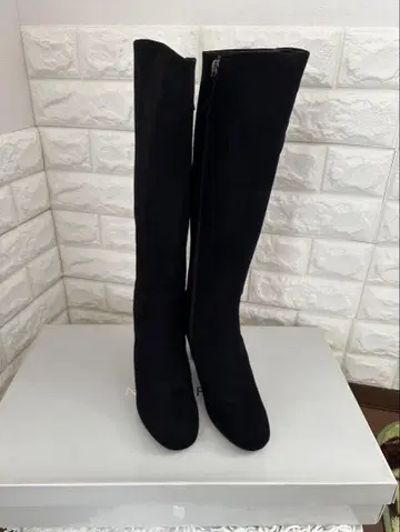 [ 새상품 ] ANTEPRIMA 블랙 스웨이드 롱 부츠 24cm