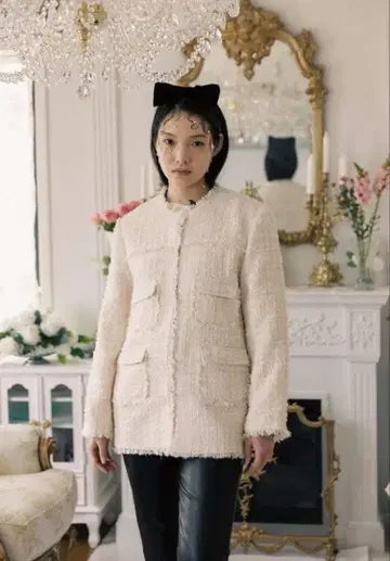 새상품 bibiy ELISE TWEED JACKET