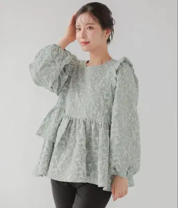 fitmore 핏모어 비대칭 프릴 자카드 상의 그린