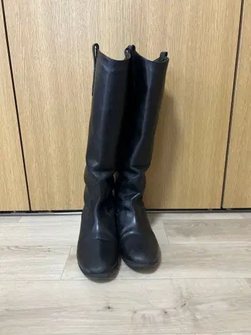 블랙 가죽 롱 부츠