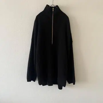 새상품급 MOUSSY 하프 지퍼 니트 스웨터 블랙