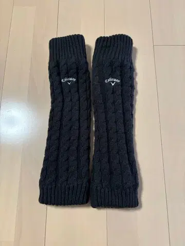 Callaway 블랙 니트 레그 워머