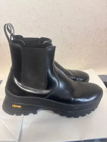 ZARA Vibram 밑창 가죽 첼시 앵클부츠 42/27.0