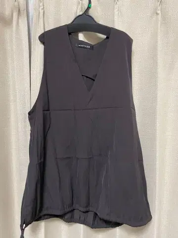 mizuiro ind 슬리브리스 셔츠 블랙