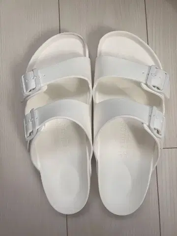 [ 새상품급 ] Birkenstock EVA 화이트 착용 1회만