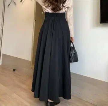 Loure 하이웨스트 볼륨 플레어 스커트