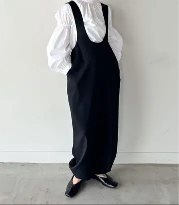 새상품급 selectMOCA by son 딥 U넥 살로펫 블랙 L