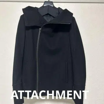 ATTACHMENT 후드 부착 블랙 자켓