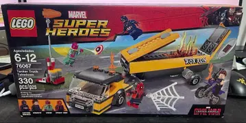 LEGO MARVEL TANKER TRUCK TAKEDOWN 76067