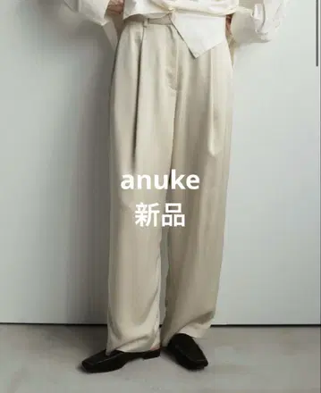새상품 anuke Satin Tuck Pants