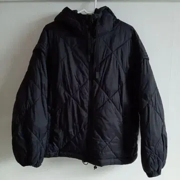 ZARA 블랙 퀼팅 다운 자켓